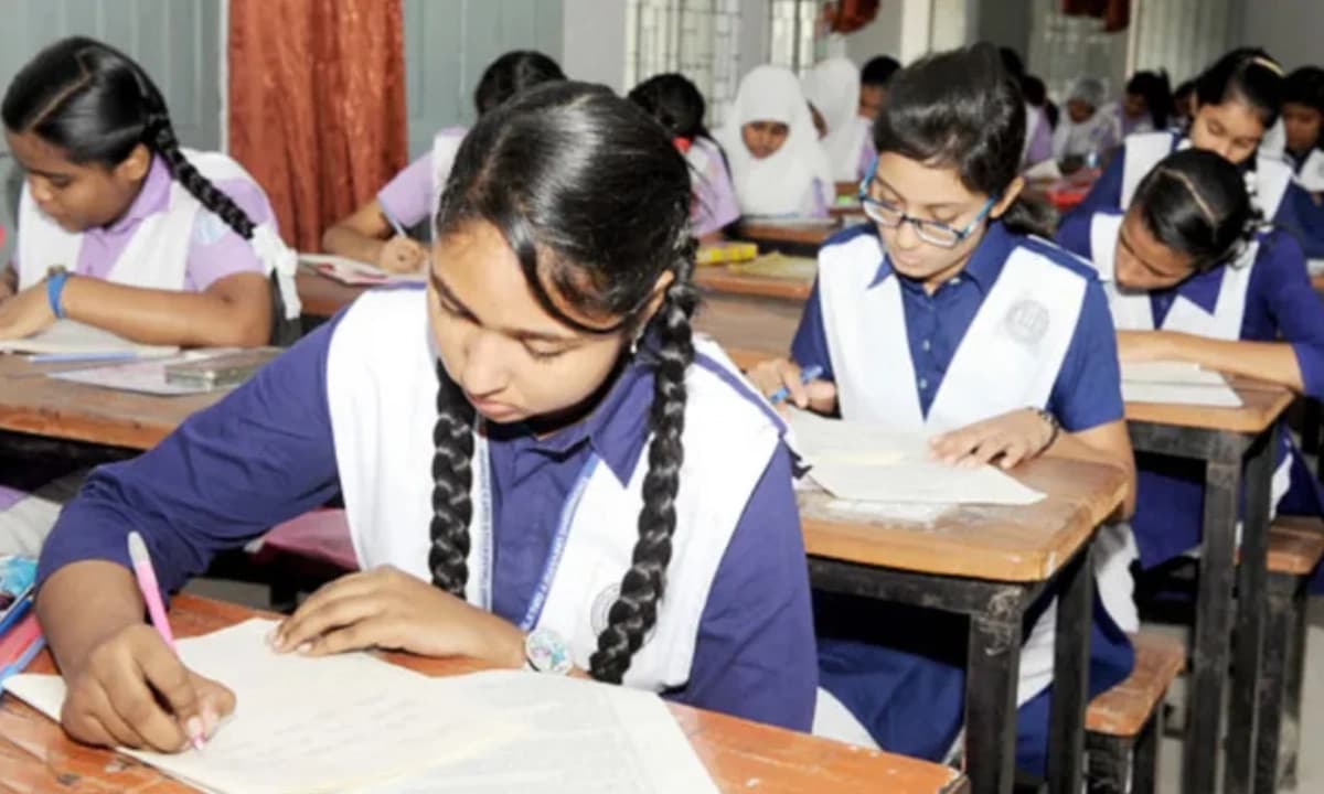 প্রথম শ্রেণিতে লটারি, দ্বিতীয় থেকে নবমে ভর্তি পরীক্ষা: বদলাচ্ছে স্কুলে ভর্তির নিয়ম